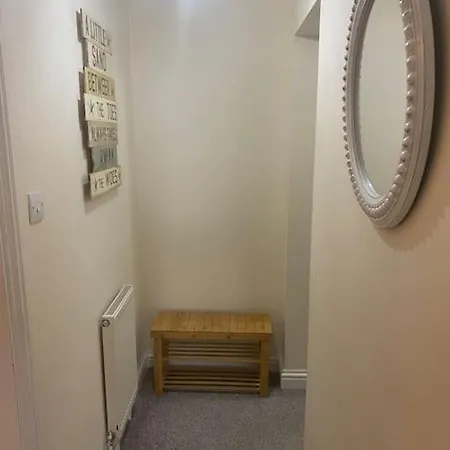 Sunrise View Flat 1 스카버러